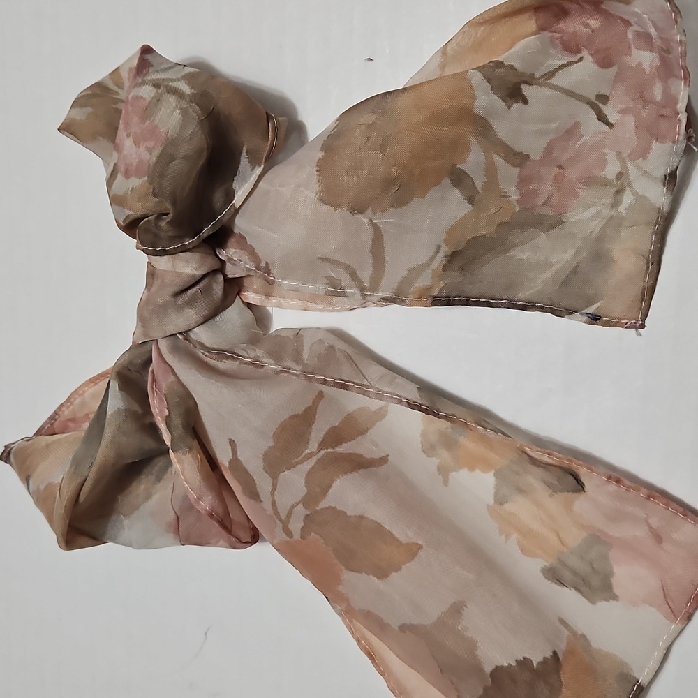 Vintage Look Floral Print Scarf - Cream and Brown Textured 8.5x18.5